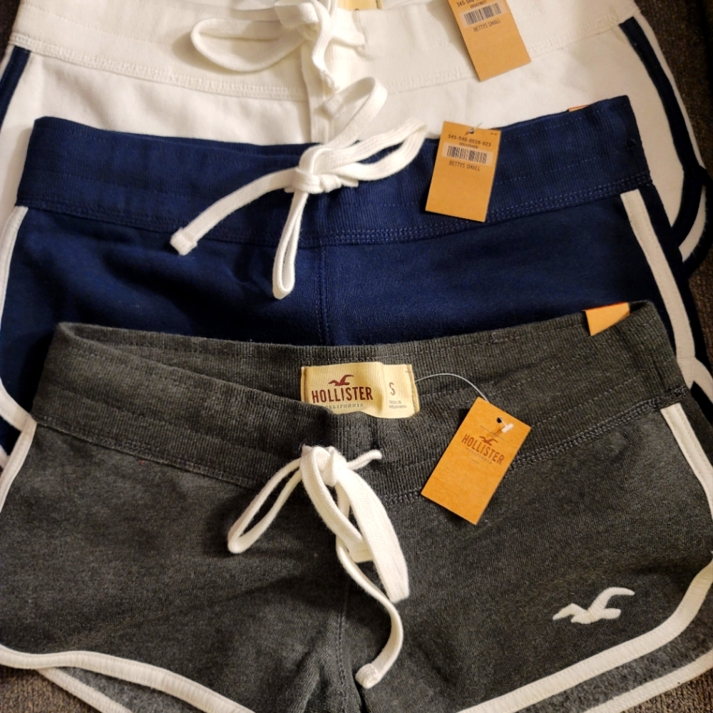 Set of 3: Hollister flatterring Booty Short shorts sz Small ❤️ Brand NWT.